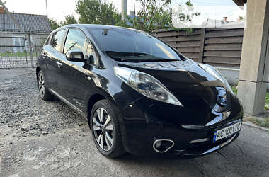 Хетчбек Nissan Leaf 2015 в Ківерцях