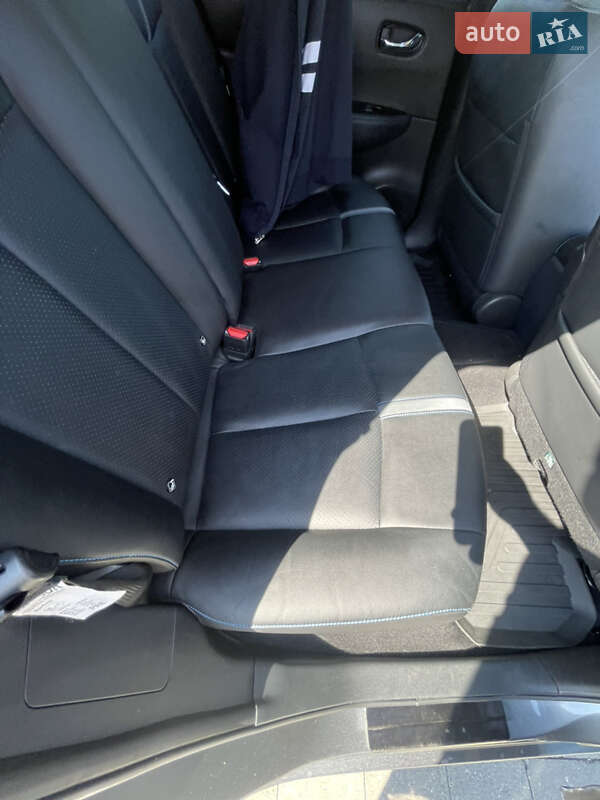 Хэтчбек Nissan Leaf 2019 в Одессе