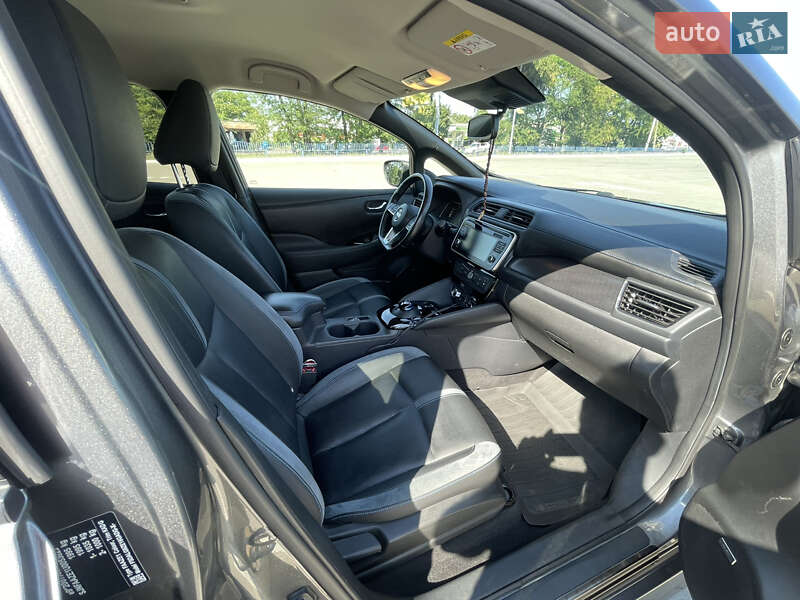 Хэтчбек Nissan Leaf 2019 в Одессе