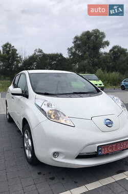 Хетчбек Nissan Leaf 2017 в 