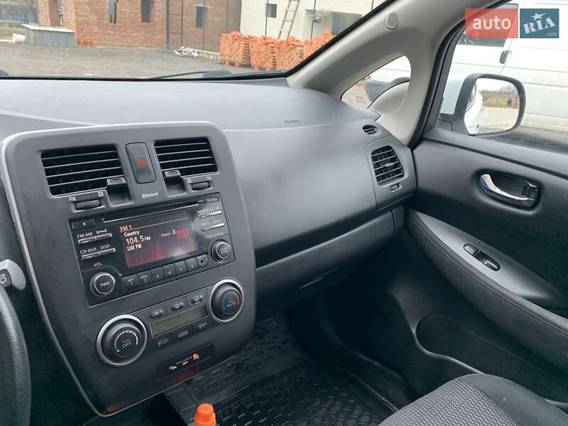 Хетчбек Nissan Leaf 2015 в Тернополі