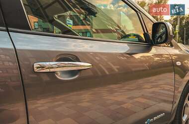 Хэтчбек Nissan Leaf 2014 в Тернополе