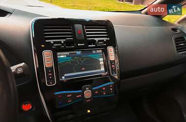Хэтчбек Nissan Leaf 2014 в Тернополе