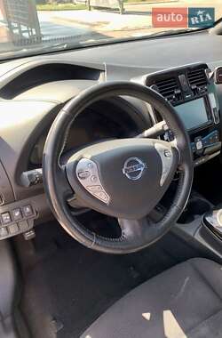 Хетчбек Nissan Leaf 2013 в Львові