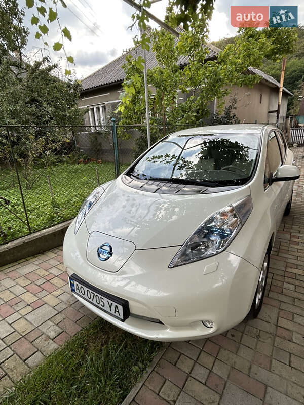 Nissan Leaf 2012
