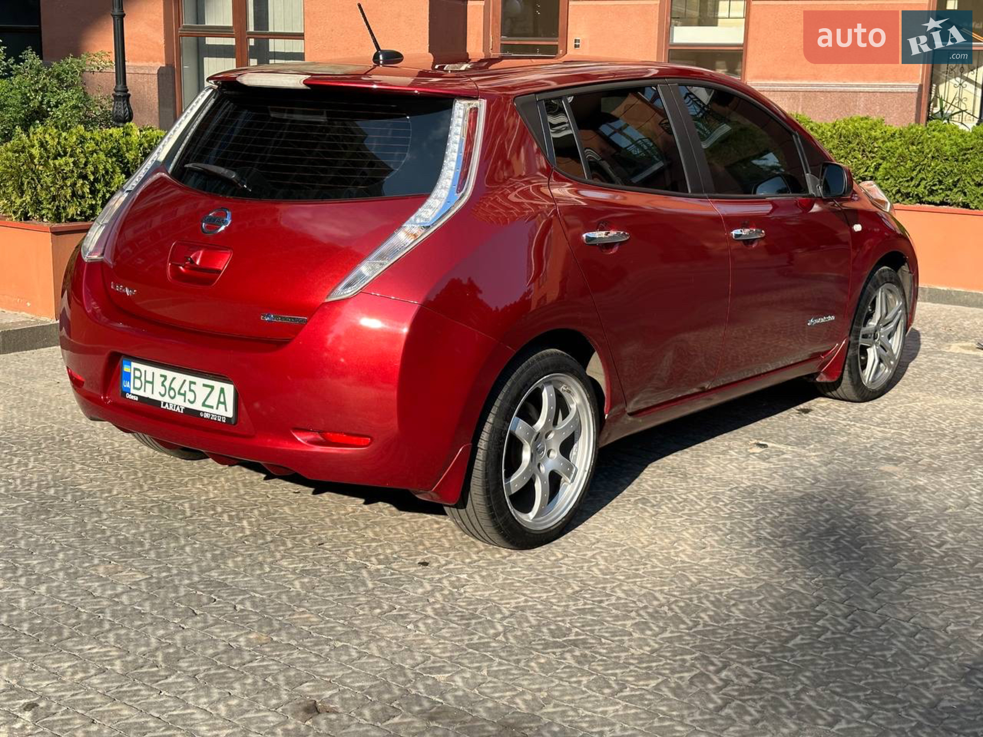 2015 Nissan Leaf - мініатюра 14