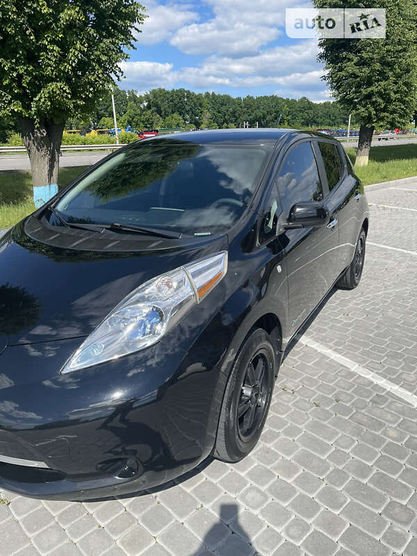 Хэтчбек Nissan Leaf 2014 в Виннице фото 5 Хэтчбек Nissan Leaf 2014 в Виннице