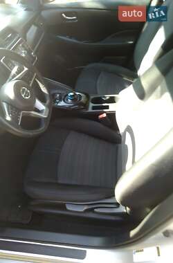 Хэтчбек Nissan Leaf 2020 в 