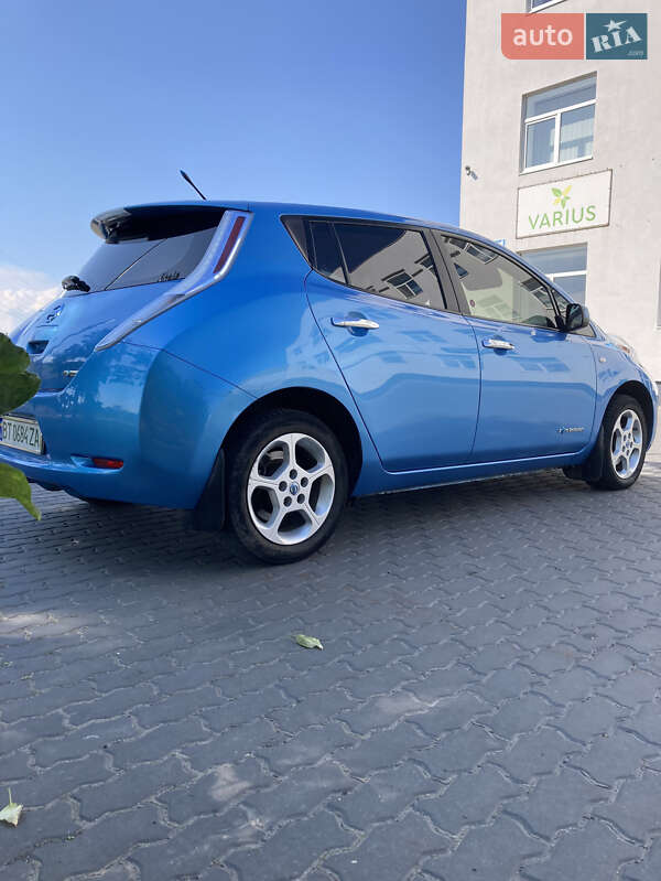 Хэтчбек Nissan Leaf 2012 в Кременчуге