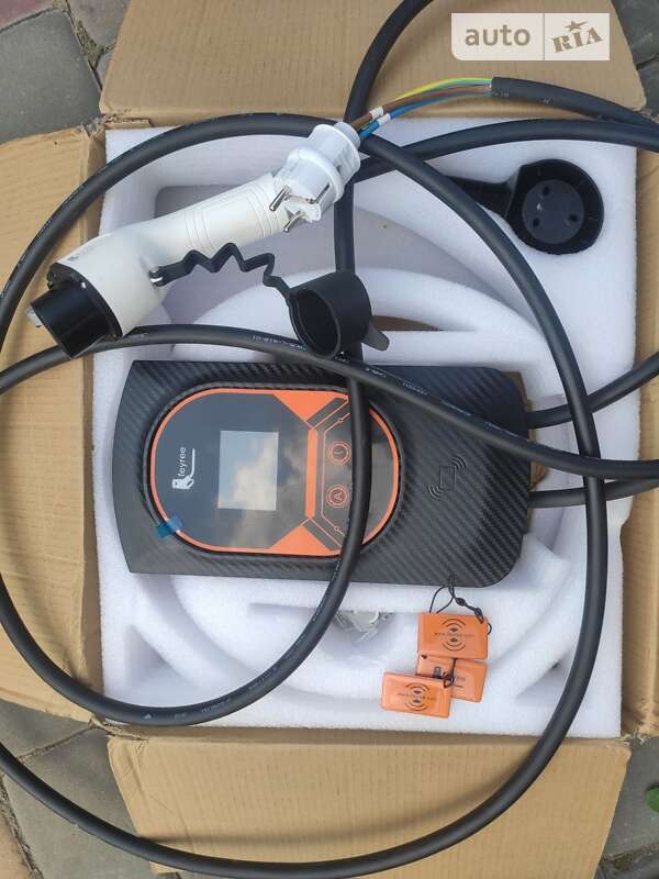 Хэтчбек Nissan Leaf 2016 в Виннице