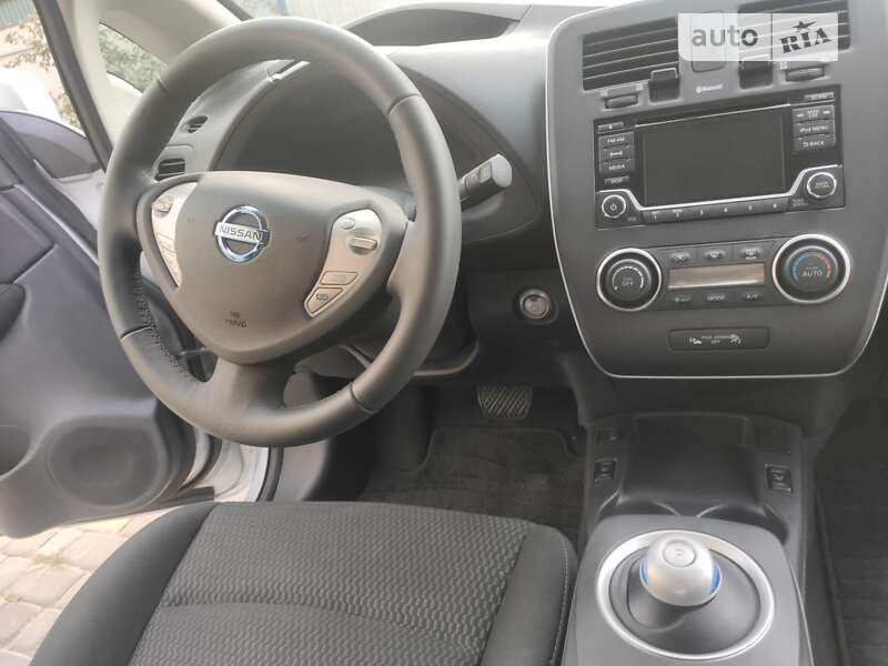 Хэтчбек Nissan Leaf 2016 в Виннице