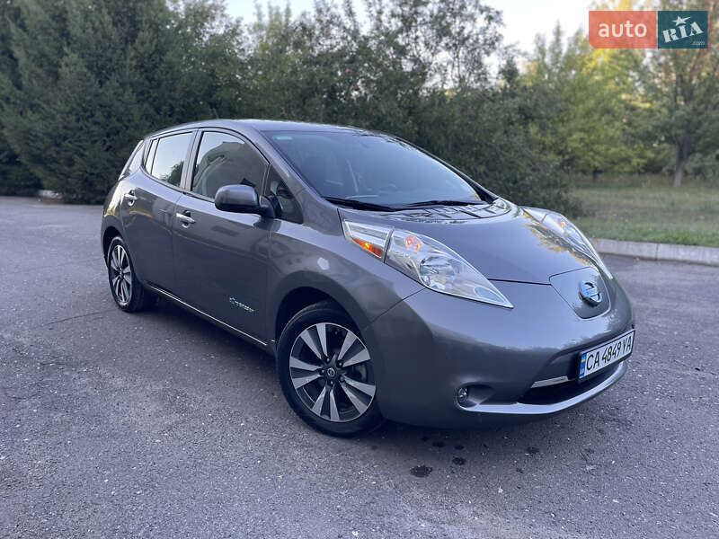 Хэтчбек Nissan Leaf 2016 в Черкассах