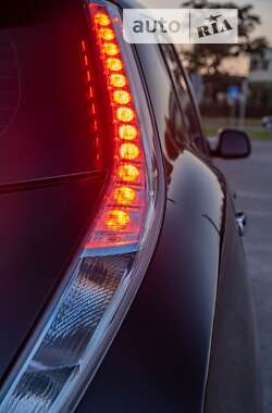 Хэтчбек Nissan Leaf 2014 в Полтаве