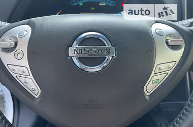 Хэтчбек Nissan Leaf 2013 в Чернигове