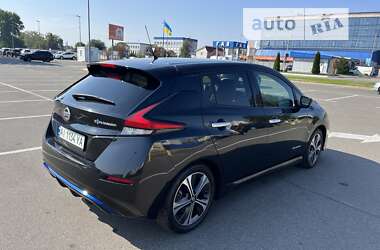 Хетчбек Nissan Leaf 2018 в Києві