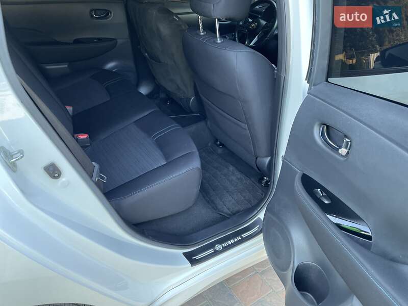 Хетчбек Nissan Leaf 2018 в Полтаві фото 14 Хетчбек Nissan Leaf 2018 в Полтаві