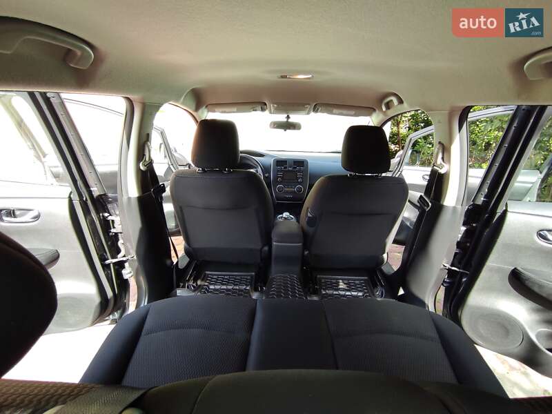 Хэтчбек Nissan Leaf 2014 в Тернополе