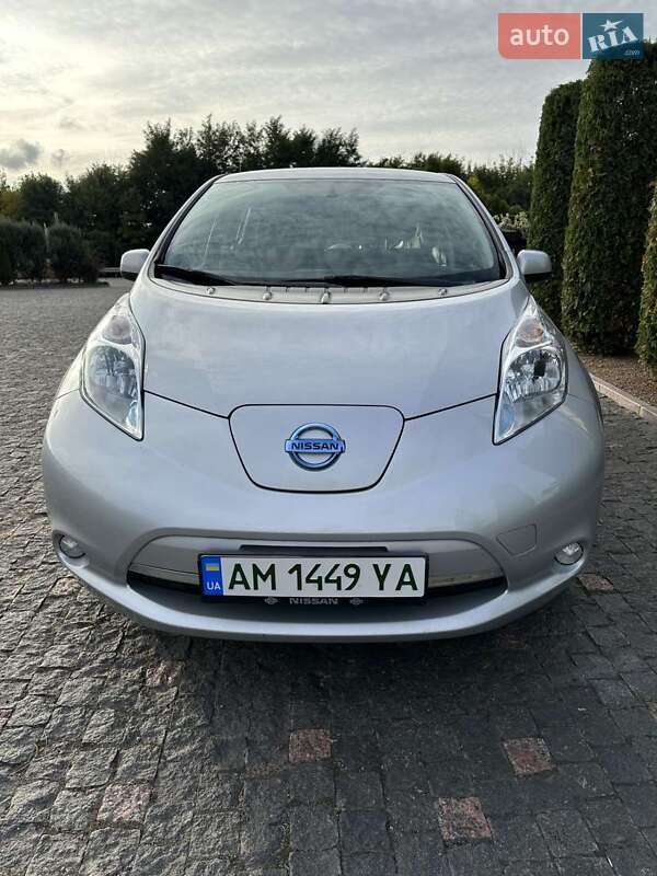 Хетчбек Nissan Leaf 2016 в Житомирі