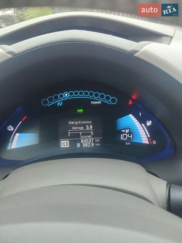 Хэтчбек Nissan Leaf 2012 в Одессе