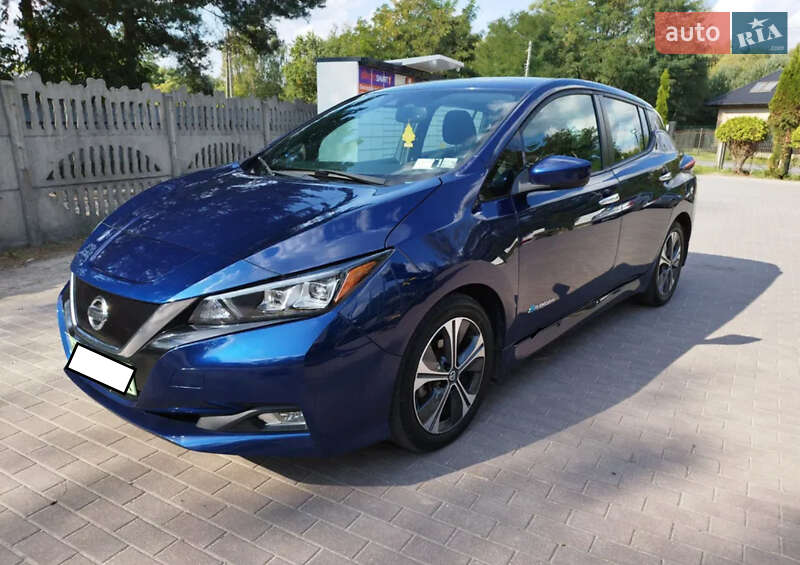 Хэтчбек Nissan Leaf 2019 в Львове