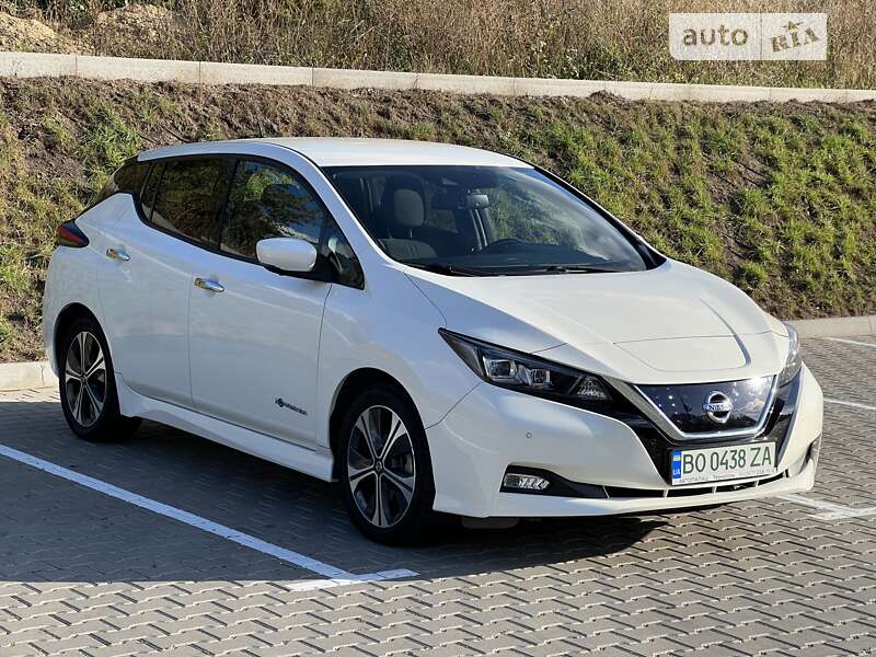 Хетчбек Nissan Leaf 2019 в Тернополі