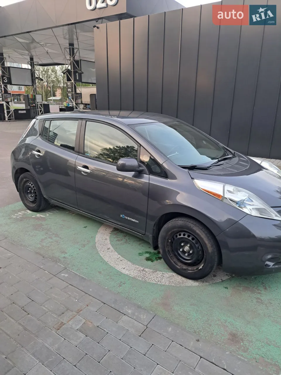 2013 Nissan Leaf - мініатюра 32