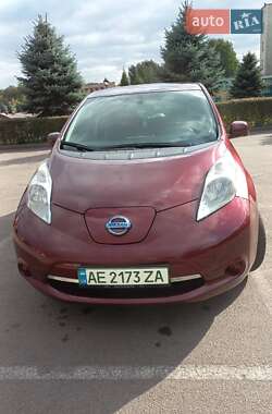 Хетчбек Nissan Leaf 2017 в Кам'янському