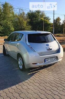 Хэтчбек Nissan Leaf 2013 в Запорожье