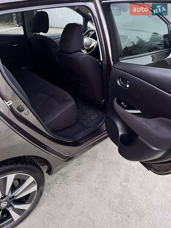 Хетчбек Nissan Leaf 2016 в Костопілі