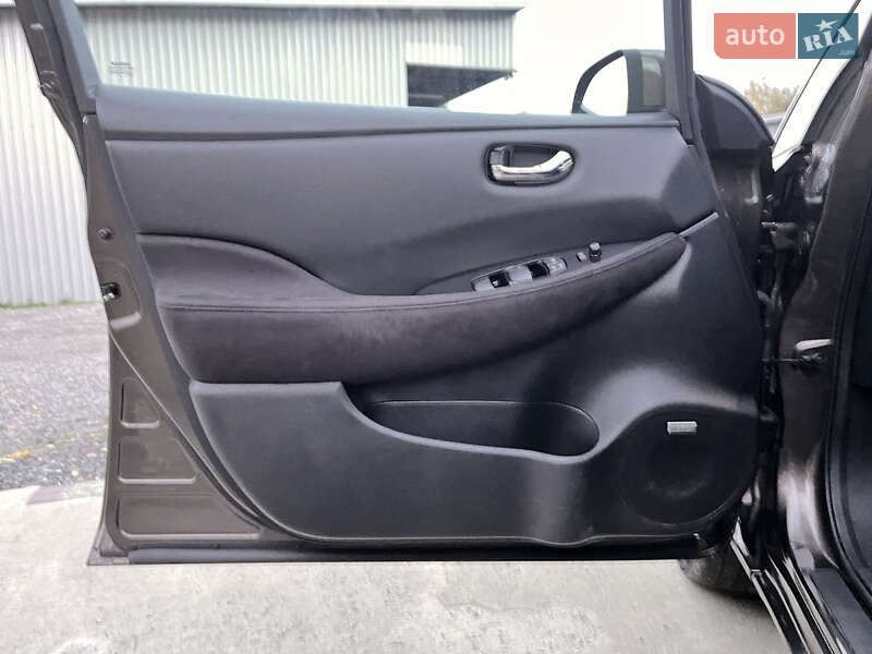 Хетчбек Nissan Leaf 2016 в Костопілі