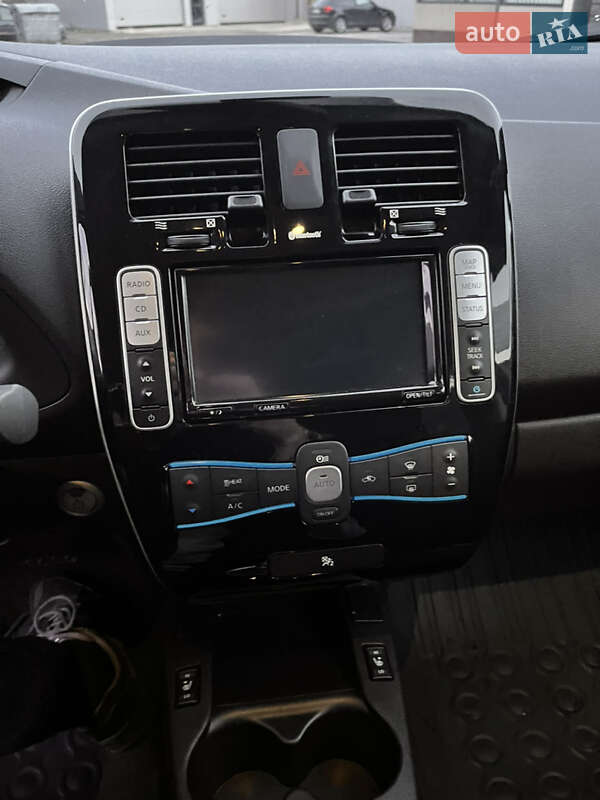 Хетчбек Nissan Leaf 2016 в Костопілі