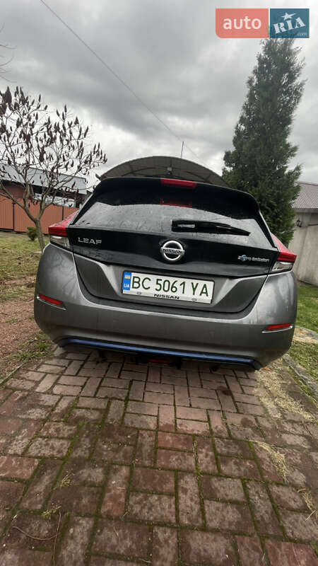 Хетчбек Nissan Leaf 2018 в Львові