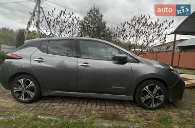 Хетчбек Nissan Leaf 2018 в Львові