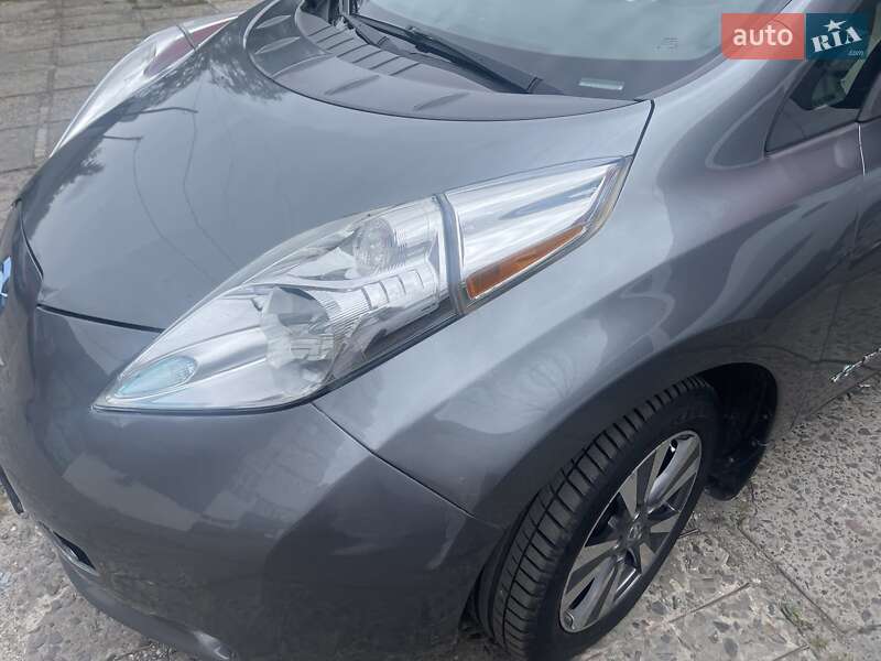 Хетчбек Nissan Leaf 2014 в Львові фото 3 Хетчбек Nissan Leaf 2014 в Львові