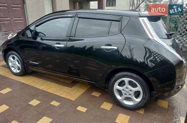 Хэтчбек Nissan Leaf 2013 в Богородчанах