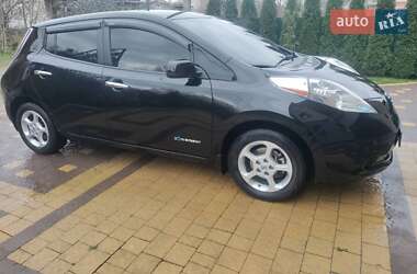 Хэтчбек Nissan Leaf 2013 в Богородчанах