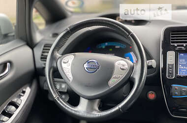 Хэтчбек Nissan Leaf 2013 в Луцке