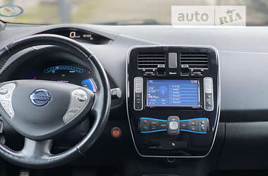 Хэтчбек Nissan Leaf 2013 в Луцке