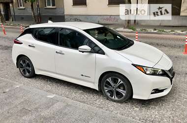 Хетчбек Nissan Leaf 2017 в Львові