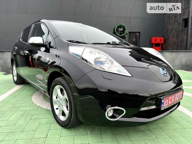 Хэтчбек Nissan Leaf 2013 в Луцке