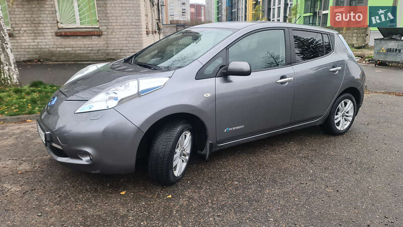 Хэтчбек Nissan Leaf 2013 в Днепре фото 7 Хэтчбек Nissan Leaf 2013 в Днепре