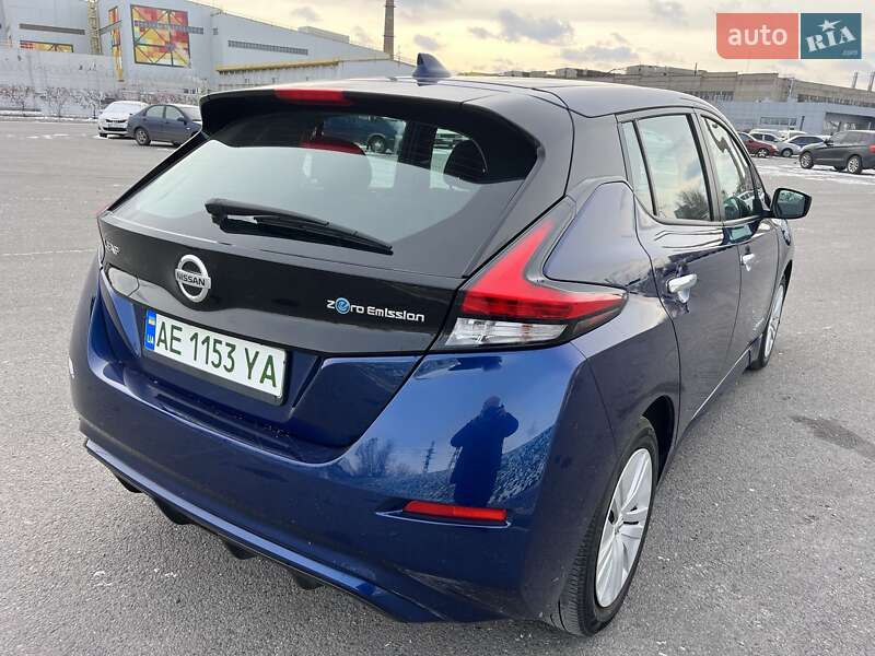 Хетчбек Nissan Leaf 2019 в Дніпрі