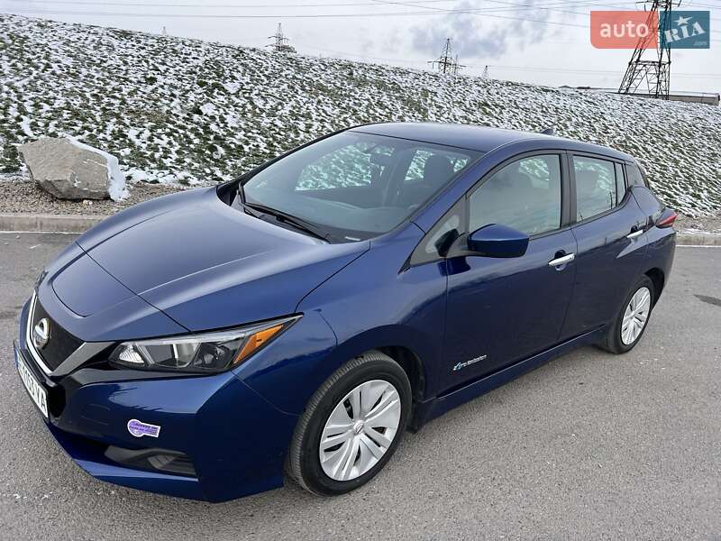 Хетчбек Nissan Leaf 2019 в Дніпрі