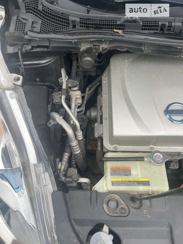 Хетчбек Nissan Leaf 2014 в Запоріжжі фото 9 Хетчбек Nissan Leaf 2014 в Запоріжжі