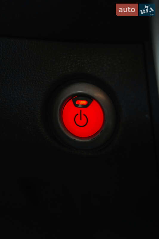 Хэтчбек Nissan Leaf 2013 в Львове фото 19 Хэтчбек Nissan Leaf 2013 в Львове