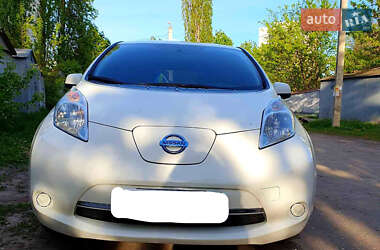 Хэтчбек Nissan Leaf 2016 в Львове