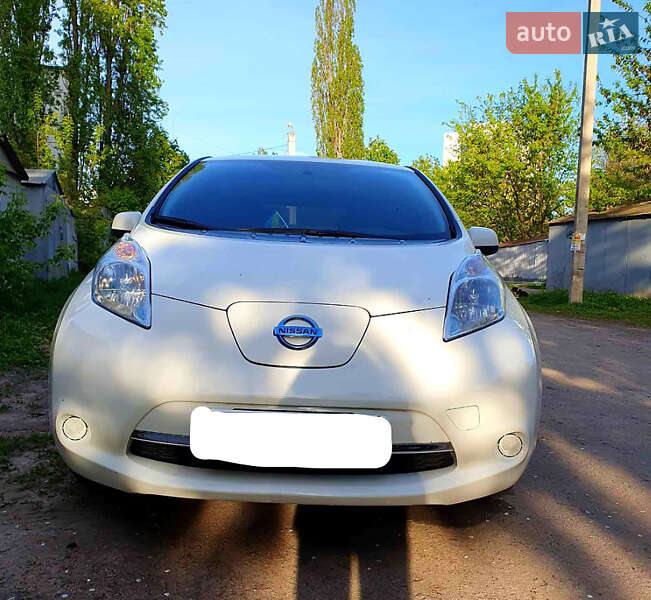 Хэтчбек Nissan Leaf 2016 в Львове фото 6 Хэтчбек Nissan Leaf 2016 в Львове
