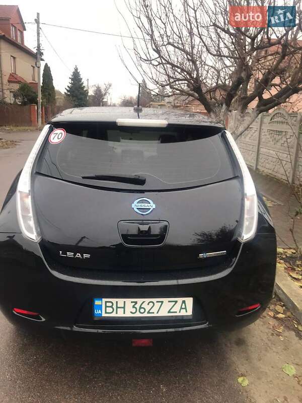Хетчбек Nissan Leaf 2015 в Одесі