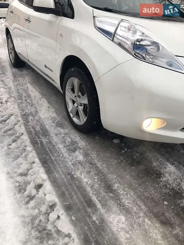 Nissan Leaf 2014