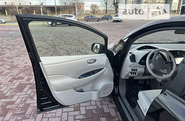 Хэтчбек Nissan Leaf 2012 в Ровно